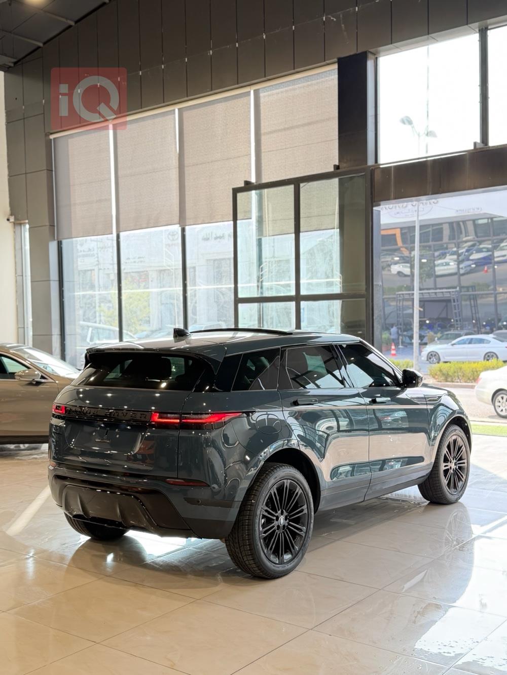 لاند ڕۆڤەر ڕانج ڕۆڤەر ئیڤۆک